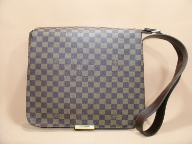 LOUISVUITTON ルイヴィトン 新作 人気 新品 通販＆送料込 ダミエ　バスティーユ　ショルダーバッグ N45258