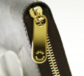 Louis Vuitton 激安　ルイヴィトン 新品　ヴェルニ　財布　ジッピーウォレット　アマラント　M93522