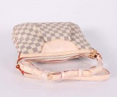 2011年春夏新作 Louis Vuitton 激安 ルイヴィトン 新品 ダミエ・アズール ショルダーバッグ シラクーサPM N41113