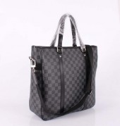 Louis Vuitton 激安　ルイヴィトン 新品　ダミエ・グラフィット　バッグ　ショルダーバッグ　タダオ　N51192