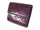 Louis Vuitton 激安　ルイヴィトン 新品　ヴェルニ　財布　Wホック　ポルトフォイユ・エリーズ　ヴィオレット　M93576