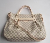 2011年春夏新作　Louis Vuitton 激安　ルイヴィトン 新作 人気 新品 通販＆送料込　 ルイヴィトン 新作 人気 新品 通販＆送料込　ダミエ　 アズール イーヴォラ　ショルダーバッグGM　N41134