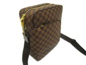 Louis Vuitton 激安　ルイヴィトン 新品　ダミエ　バッグ　オラフMM N41441