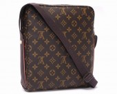 新作 Louis Vuitton 激安 ルイヴィトン 新品 モノグラム ショルダーバッグ　トロター・ボブール　M97037