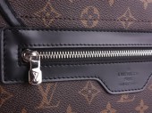 09秋冬新作 Louis Vuitton 激安 ルイヴィトン 財布 新作 人気 新品 通販＆送料込　ショルダーバッグ『バスPM』（モノグラム）マカサー バス PM 斜めがけショルダーバッグ セレブ愛用 雑誌掲載商品 M56717