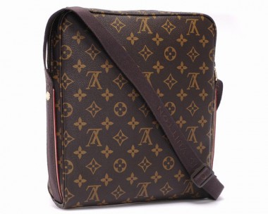 新作 Louis Vuitton 激安 ルイヴィトン 新品 モノグラム ショルダーバッグ　トロター・ボブール　M97037