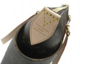 Louis Vuitton 激安　ルイヴィトン 新品　モノグラム　ショルダーバッグ　トータリーPM　M56688