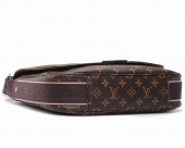 2009年秋冬新作 Louis Vuitton 激安 ルイヴィトン 新品　モノグラム　ショルダーバッグ　メッセンジャーMM　ボブール　M97038