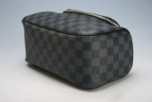 2009年 新作 Louis Vuitton 激安 ルイヴィトン 財布 新作 人気 新品 通販＆送料込 ダミエ グラフィット トワレ・ポーチ 小物入れ N47625