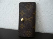 2010夏最新作　Louis Vuitton 激安　ルイヴィトン 新作 人気 新品 通販＆送料込　モノグラム・フルリ　フラワー・モチーフ　4連キーケース ローズ　M60238