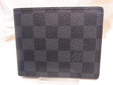 2010年早春新作 Louis Vuitton 激安 ルイヴィトン 新品　ダミエ・グラフィット　メンズ　二つ折り パスケース付き財布　フロリン　N63074