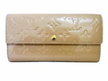2010年早春新作 Louis Vuitton 激安 ルイヴィトン 財布 新作 人気 新品 通販＆送料込 モノグラム・ヴェルニ M91522
