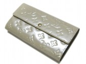 2011年春夏新作　Louis Vuitton 激安　ルイヴィトン 新品　ヴェルニ　財布　ファスナー付き長札　ポルトフォイユ・サラ　ブロンコライユ M91466