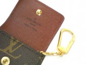 OUIS VUITTON　ルイヴィトン 新品　モノグラム　キーケース　ポルトクレ・パッチ　M60048