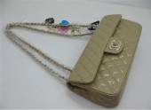 シャネル 新作＆送料込(CHANEL)  バッグ A46513QX