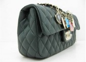 シャネル 新作＆送料込(CHANEL)  バッグ A46513G