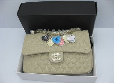 シャネル 新作＆送料込(CHANEL)  バッグ A46514SX