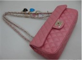 シャネル 新作＆送料込(CHANEL)  バッグ A46513T