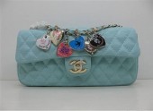 シャネル 新作＆送料込(CHANEL)  バッグ A46513LL