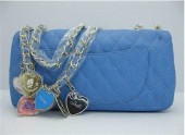 シャネル 新作＆送料込(CHANEL)  バッグ A46513L
