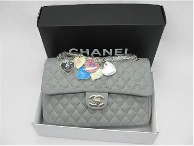 シャネル 新作＆送料込(CHANEL)  バッグ A46514SH