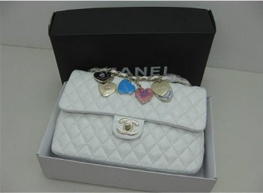 シャネル 新作＆送料込(CHANEL)  バッグ A46514W