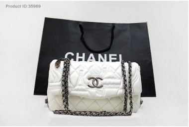 シャネル 新作＆送料込(CHANEL) バッグA35989T