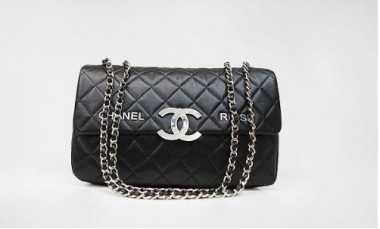 シャネル 新作＆送料込(CHANEL) バッグA35979