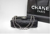 シャネル 新作＆送料込(CHANEL) バッグA35980