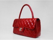シャネル 新作＆送料込(CHANEL) バッグA35946R