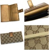 グッチ 新作＆送料込 新入荷 GUCCI財布112715-F4C2G-8526