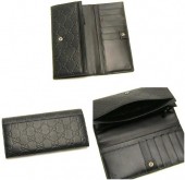 グッチ 新作＆送料込 新入荷 GUCCI財布146229-A0V1R-1000