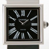 シャネル 新作＆送料込(CHANEL) ブラック レディース H0826