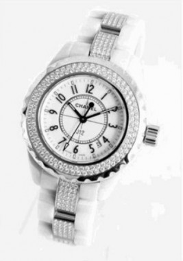 シャネル 新作＆送料込(CHANEL) ホワイト レディース H1420
