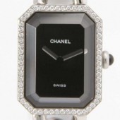シャネル 新作＆送料込(CHANEL) ブラック レディース H0495