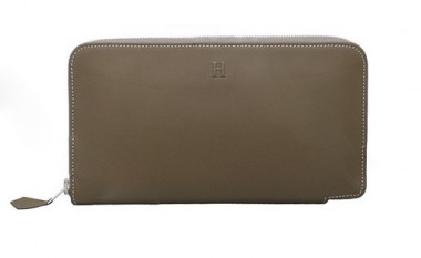 エルメス 新作＆送料込 ラウンドファスナー長財布 シルバー金具 HRQ-q021
