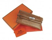 HERMES Kelly Wallet エルメス 新作＆送料込 ケリーウォレット HRQ-e022