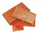 HERMES Beant エルメス 新作＆送料込 ベアン 2つ折り長財布 HRQ-a032