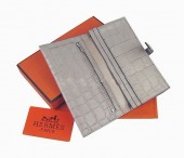 HERMES Beant エルメス 新作＆送料込 ベアン 2つ折り長財布 HRQ-a030