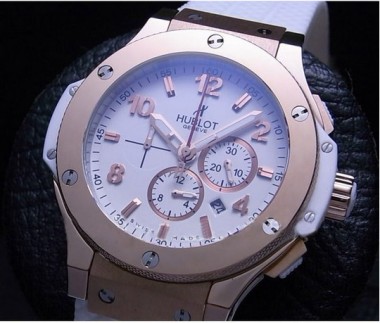 HUBLOT　ビッグ・バン ホワイトダイヤル PG 薄ブルーコーティング クオーツ hb008