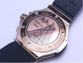 HUBLOT　ビッグ・バン ブラックカーボンダイヤル PG 薄ブルーコーティング クオーツ hb009