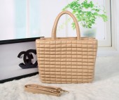 シャネル 新作＆送料込(CHANEL) chbag025
