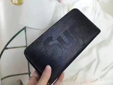 ルイヴィトン 財布 新作 人気 新品 通販＆送料込 タイガ M66541
