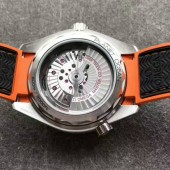 オメガ OMEGA シーマスター 600 プラネットオーシャン マスタークロノメーター Seamaster Professional 600 Planet Ocean Master Chronometer 215.92.44.21.99.001