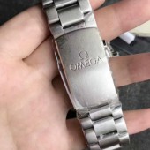 オメガ OMEGA シーマスター 600 プラネットオーシャン クロノグラフ マスタークロノメーター Seamaster Professional 600 Planet Ocean Chronograph Master Chronometer 215.90.46.51.99.001