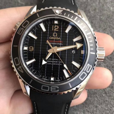 オメガ OMEGA シーマスター 600 プラネットオーシャン Seamaster Professional 600 Planet Ocean 232.30.42.21.01.002
