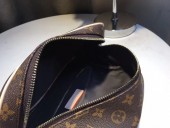 ルイヴィトン 人気 LOUISVUITTON モノグラム　通販 ＆送料込 lv print leather LV088