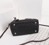 ルイヴィトン 人気 LOUISVUITTON モノグラム　通販 ＆送料込 M95938