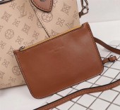 ルイヴィトン 人気 LOUISVUITTON モノグラム　通販 ＆送料込 M95938