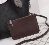 ルイヴィトン 人気 LOUISVUITTON モノグラム　通販 ＆送料込 M95938